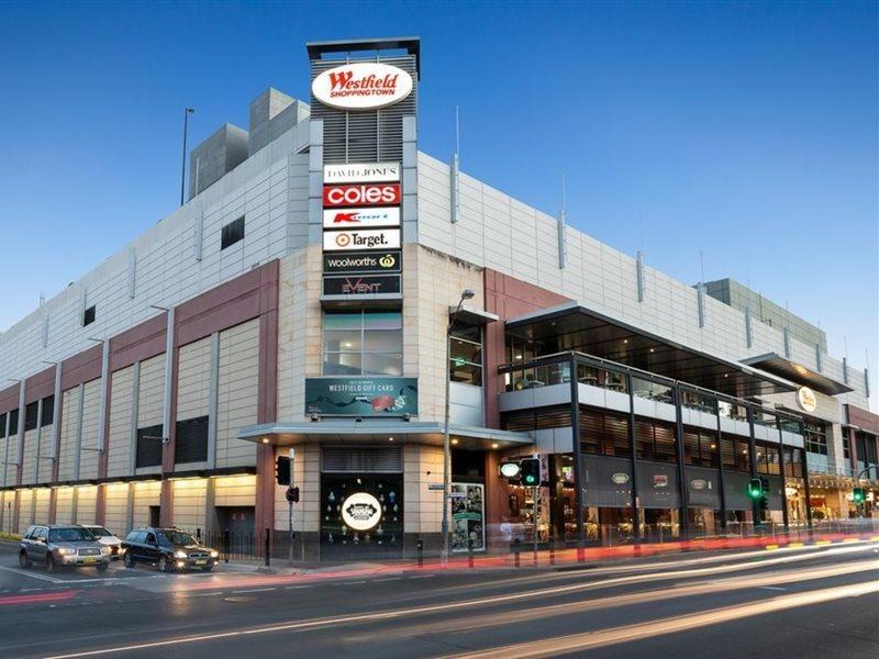 Отель Crowne Plaza Sydney Burwood By Ihg Экстерьер фото