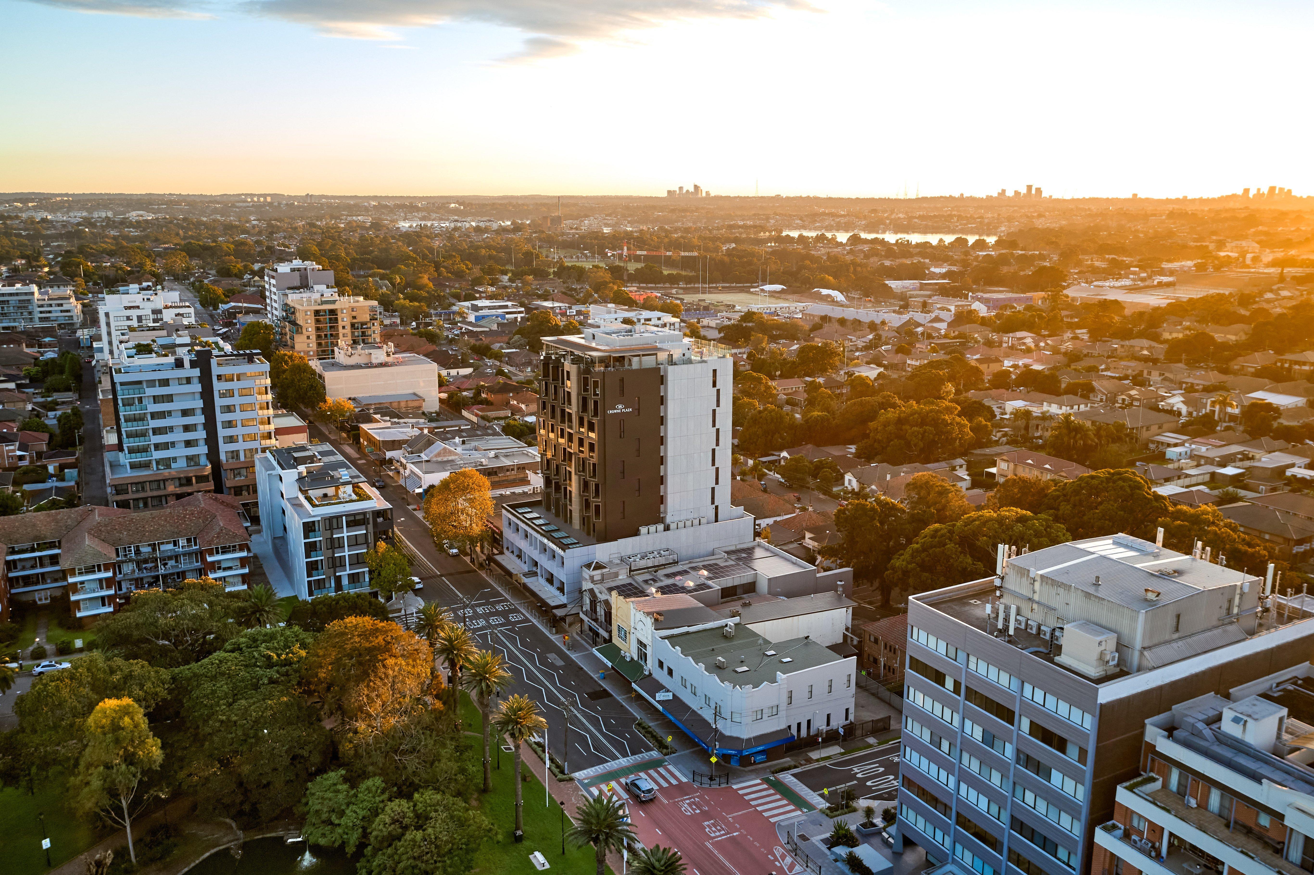 Отель Crowne Plaza Sydney Burwood By Ihg Экстерьер фото